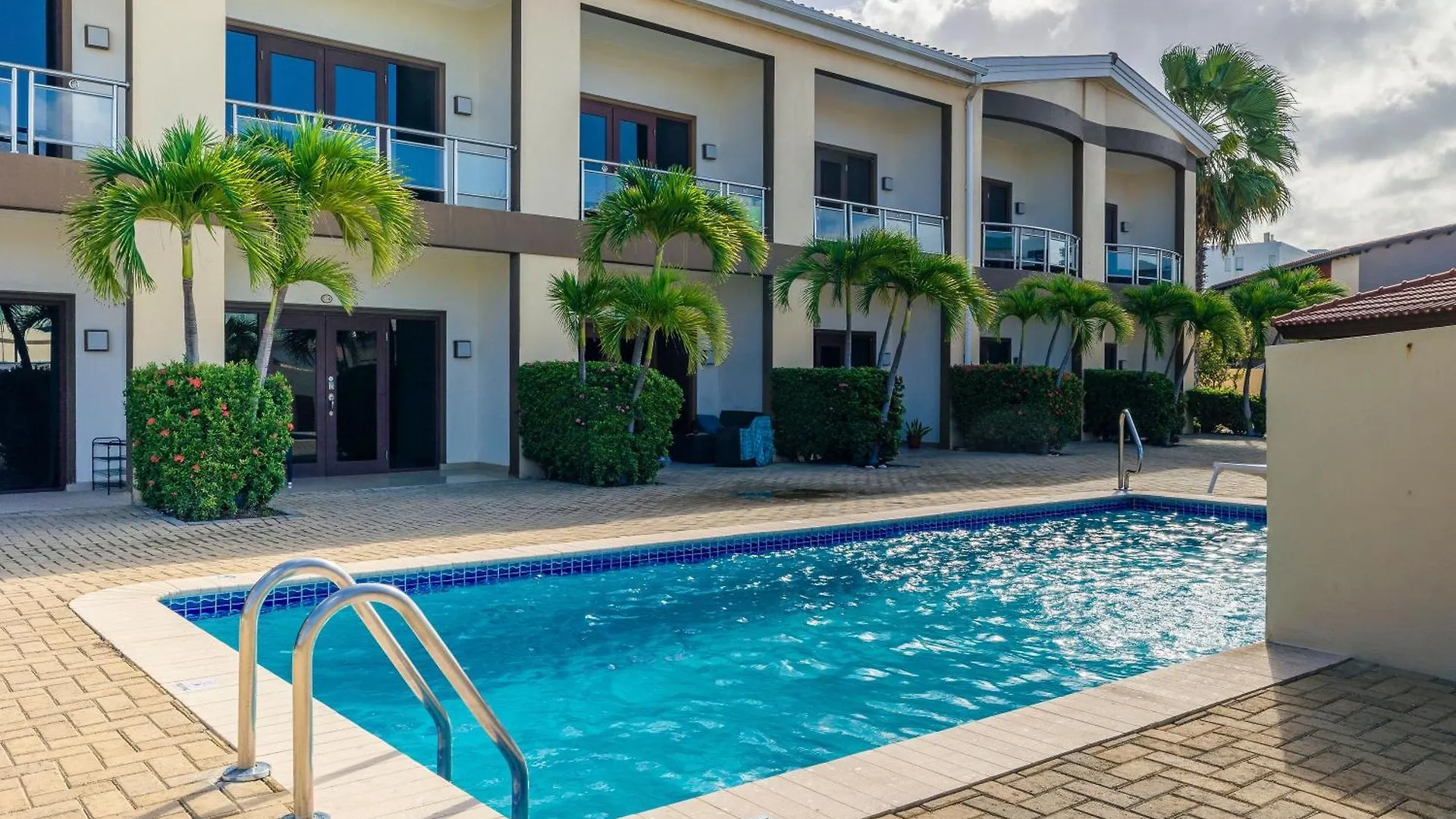 Aruba Breeze C4 Vila Palm Beach